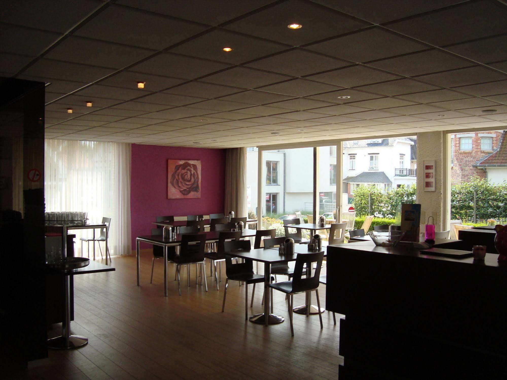 Hotel Maxim De Panne Ngoại thất bức ảnh
